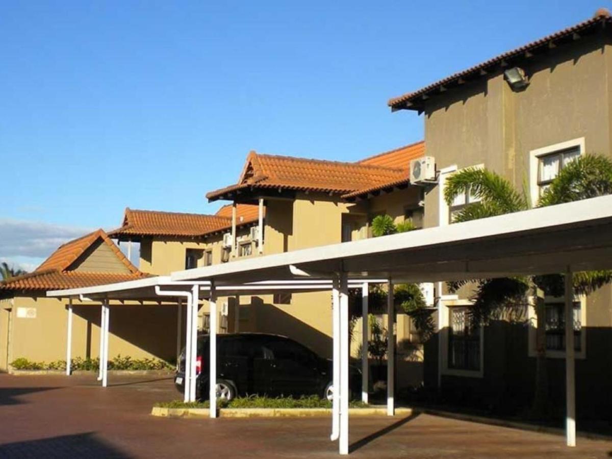 Bay Sun Lodge Richards Bay Exterior photo